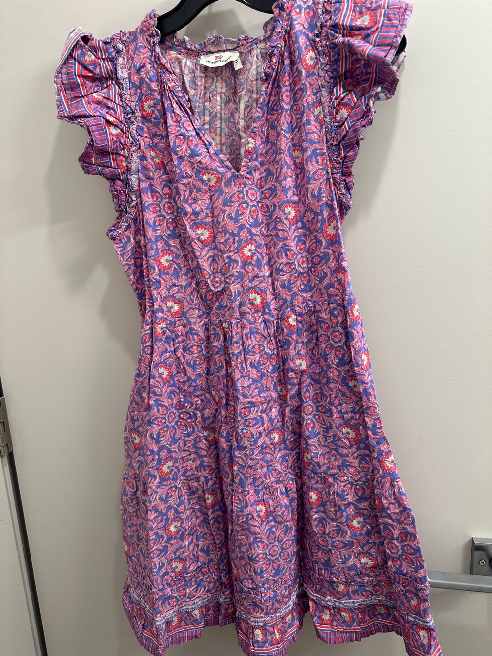 Vineyard Vines (size small) Boho Floral Ruffle Sleeve Dress - Pink Purple